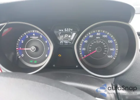 2015 Hyundai Elantra Se z USA, uszkodzony, nr VIN KMHDH4AE9FU235070